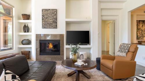 Village At Aviano House | Sandflower by AvantStay Oasis w Pool Golf