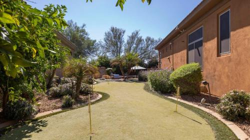 Village At Aviano House | Sandflower by AvantStay Oasis w Pool Golf