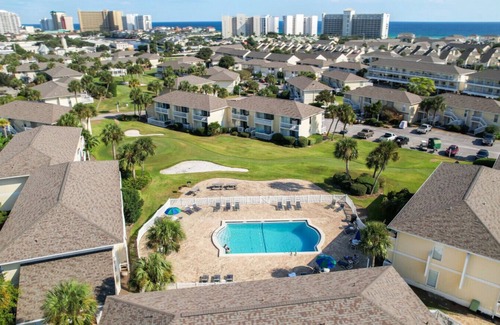 Holiday Isle Condo | Sandpiper Cove 7200 2 Bedroom 2 Bathroom Beach Getaway in Destin, FL FREE Beach Service