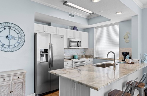Destin Condo | Sandpiper PH-08 ~ Destin West End-Unit Penthouse ~ Lazy River ~ Amazing Views ~ Rooftop Grill