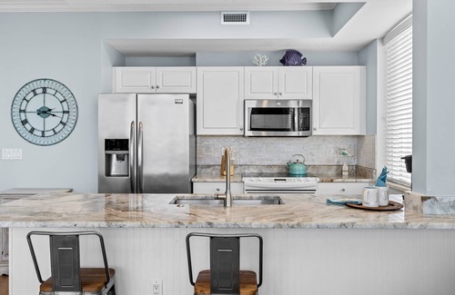 Destin Condo | Sandpiper PH-08 ~ Destin West End-Unit Penthouse ~ Lazy River ~ Amazing Views ~ Rooftop Grill