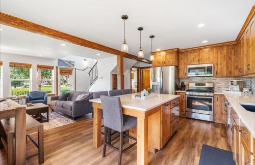 Dover Bay House | Sandpoint Shenanigans