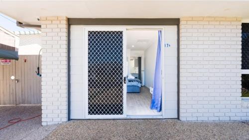 Sandstone Point House | Sandstone Point Cove Studio