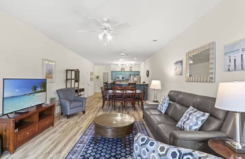 Sea Trail Condo | Sandy Knees Retreat - Steps to Golf, Minutes to Sunset Beach