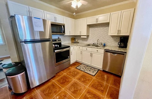 Cocoa House | Sandy Lane near Kennedy Space Center