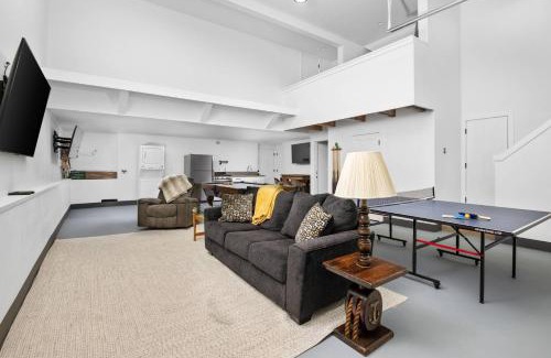 Rockaway Beach House | Sandy Shore