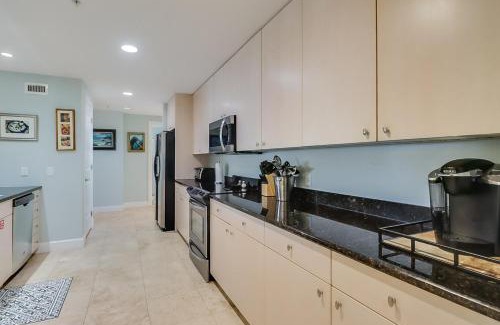 Biloxi House | Sandy Shores Condominium