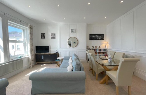 Ventnor Apartment | Sandy Toes - awesome beach view and access