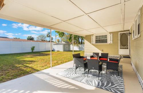 Sanford House | Sanford's Haven, 3 Bedroom, Sleeps 7