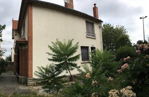 Vitry-sur-Seine House | Sanitized Wonderful Paris 5