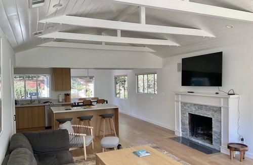 Alta Mesa House | Santa Barbara Dreaming. Beautiful Modern House Close to Everything