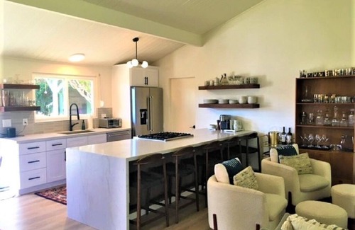 Hitchcock House | Santa Barbara -mid century with pool and hot tub