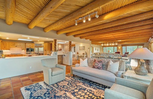 Northeast Santa Fe House | Santa Fe Forest Retreat