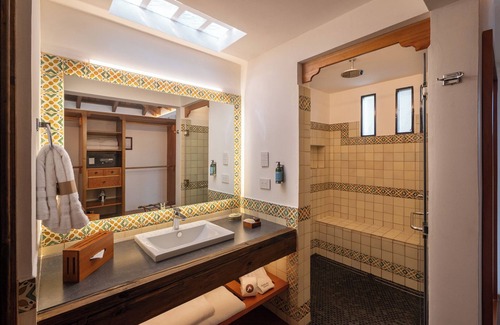 Antigua Guatemala Hotel | Santo Cielo by Casa Santo Domingo