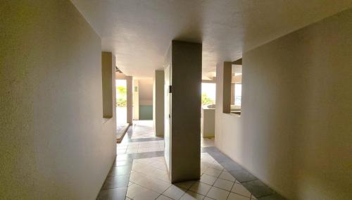 Margate Beach Apartment | Santorini 106A