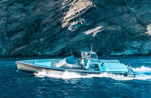 Oia Boat Rental | Santorini Private Tour - Sunny Zeus