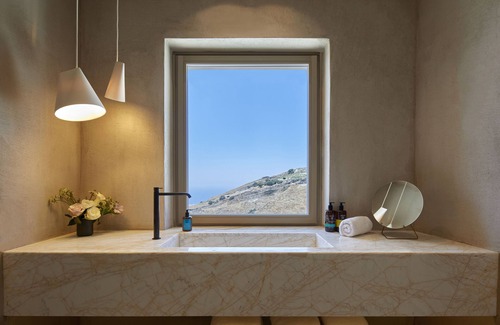 Pyrgos Villa | Santorini Sky - The Retreat