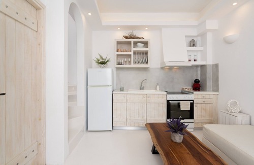 Akrotiri House | Santorita Suites