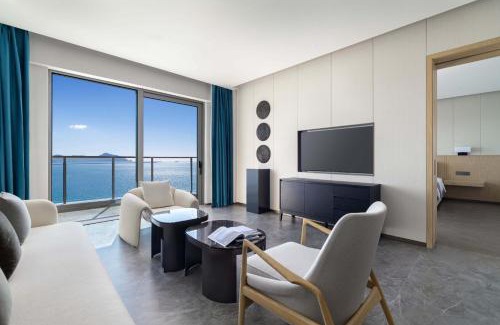 Sanya Hotel | Sanya Junji Seaview Hotel - Brand new first & line sea view opening in Dadonghai