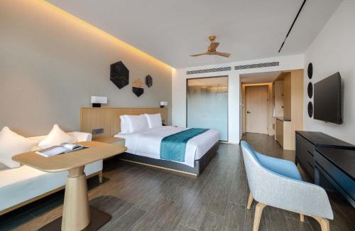 Sanya Hotel | Sanya Junji Seaview Hotel - Brand new first & line sea view opening in Dadonghai