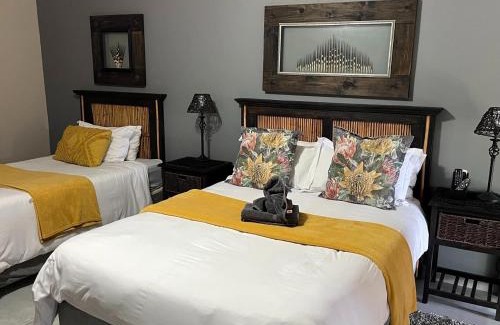 Kathu House | Sanyati Guesthouse