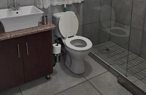 Kathu House | Sanyati Guesthouse