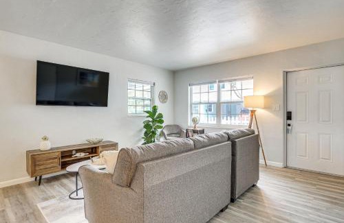 Gillespie Park House | Sarasota Duplex in Gillespie Park 1 Mi to Dtwn!