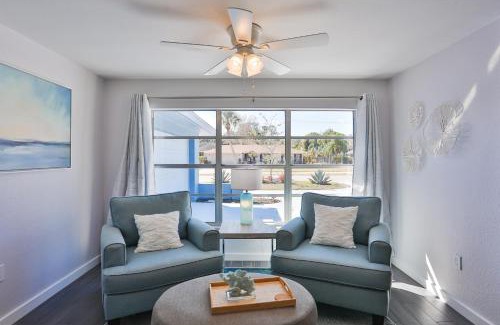 Trailer Estates House | Sarasota Serenity