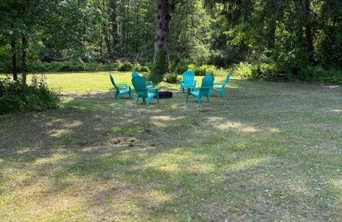 Saratoga Springs Apartment | Saratoga Garden Motel - Room 4