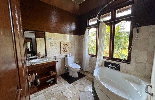 Nyuh Kuning Hotel | Saren Indah Hotel