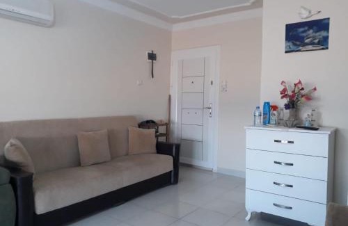 Sarimsakli Apartment | SARIMSAKLI PLAJINA 0 METRE DENİZ MANZARALI LÜX DAİRE