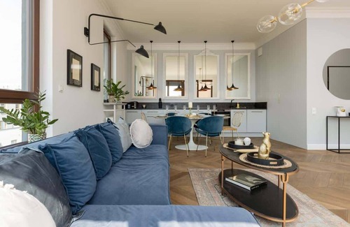 Wilanow Apartment | Sarmacka 4B | Comfort Apartment | 2 Bathrooms