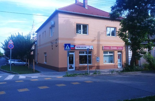 Mako Apartment | Sarok Apartmanház