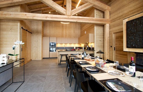 Les Deux Alpes Ski Chalet | Sauna, bain à remous, vues imprenables et plus !