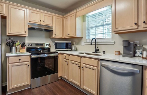 Alabaster House | Save BiG at Warrior Landing!