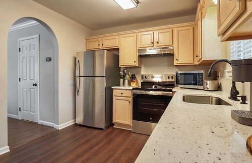 Alabaster House | Save BiG at Warrior Landing!