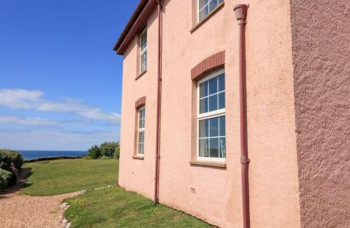 Thurlestone House | Savernake