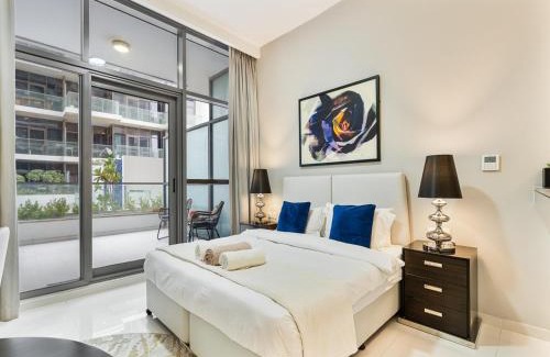 Dubai Apartment | Savis Homes - Furnished Spacious Studio in Golf Promenade 2A by Damac Hills