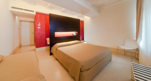 Parma City Centre Hotel | Savoy Hotel