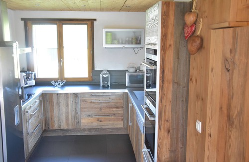 Araches-la-Frasse Ski Chalet | Savoyard chalet "Les heures claire" 8 people