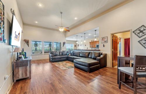 Branson West Villa | SB15-1-Wilderness Hideaway villa