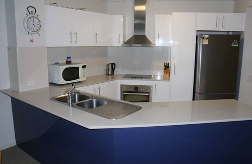 Scarborough Apartment | Scarborough Beach Resort QLD