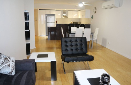 Scarborough Apartment | Scarborough Beach Resort QLD