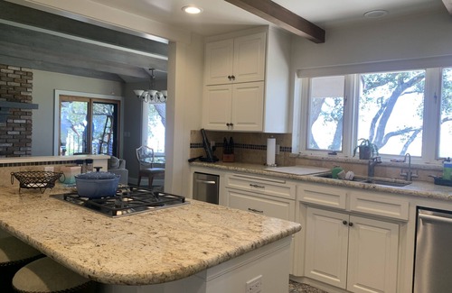 San Luis Obispo House | Scenic Beauty 5000 sq ft on 10 acres. close to wineries, airport, & Beach!