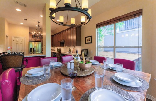 Apache Shores House | Scenic Seclusion Near Austin: 2 Luxe Suites, Designer Dining & City Access