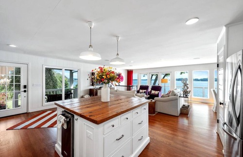 Leesburg House | Scenic Solitude · Scenic Solitude on Weiss Lake