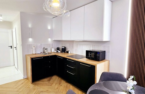 Jaszowiec Apartment | Scenic Ustroń Apartment with Balcony & Mountain Views