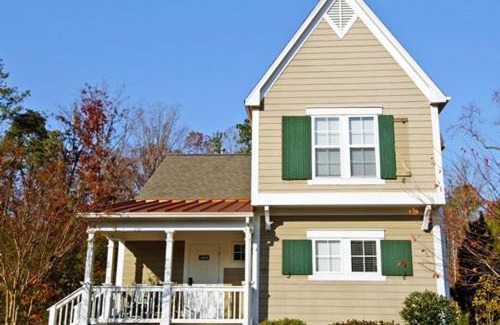 Lackey Apartment | Scenic Vacation Resort Properties in Historic Williamsburg