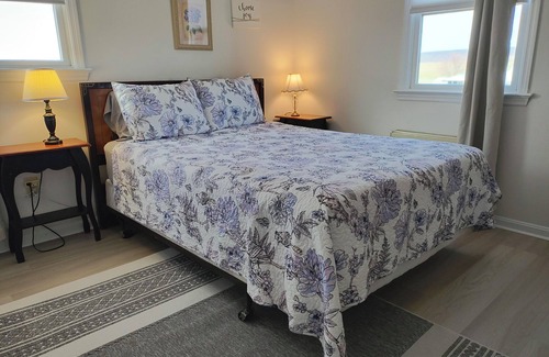 Gap House | Scenic View Lodging ~ A Country Suite with Country Charm.