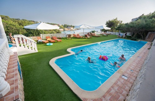 Potocnica Apartment | Schöne Wohnung am Strand mit Pool, Parkplatz, Meerblick, Wlan, für 6 Personen